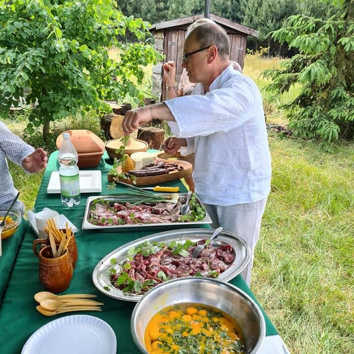 292255710_1250539135350638_2276573756331654852_n